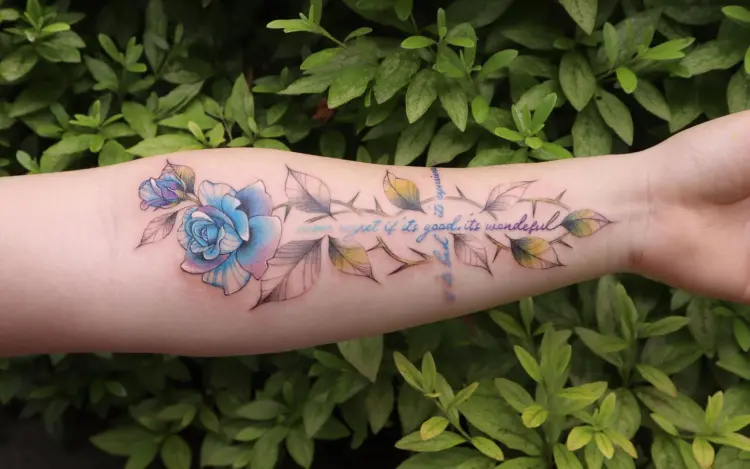 Flower, Lettering