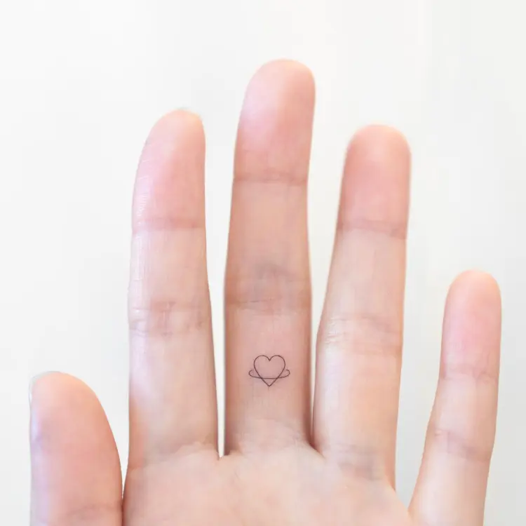 tattooist_arar