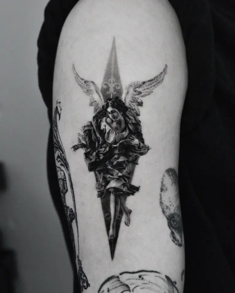 tattooer_amu