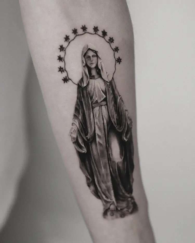 tattooer_amu