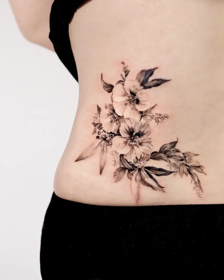 tattooer_amu