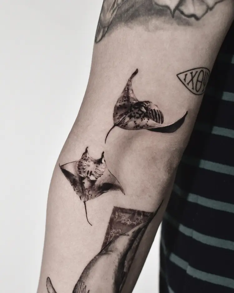 tattooer_amu