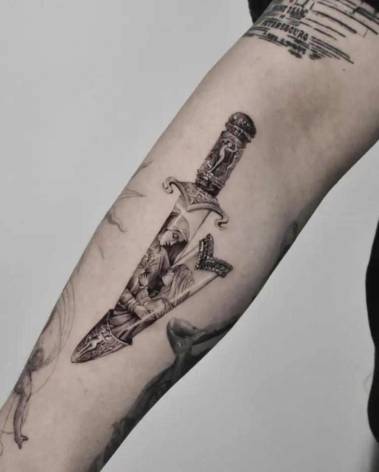 tattooer_amu