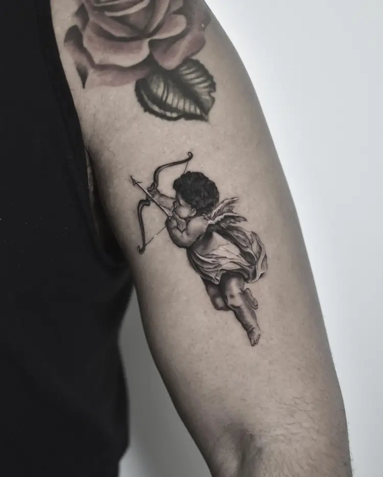 tattooer_amu