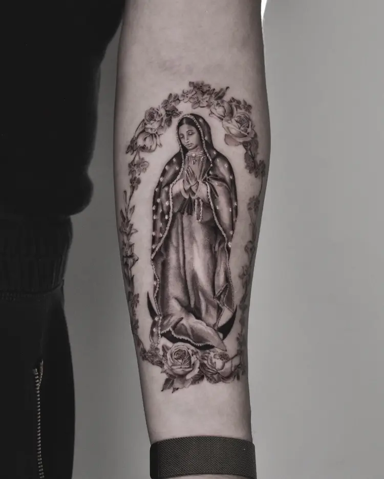 tattooer_amu