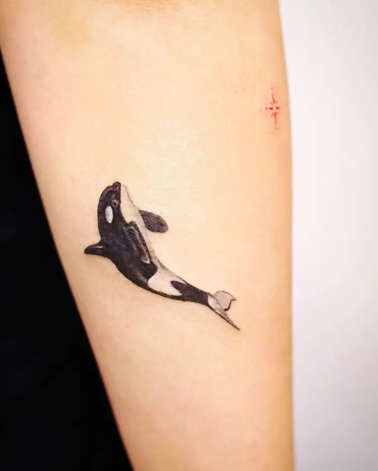 tattooist_lani