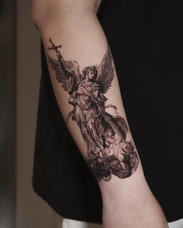 tattooer_amu