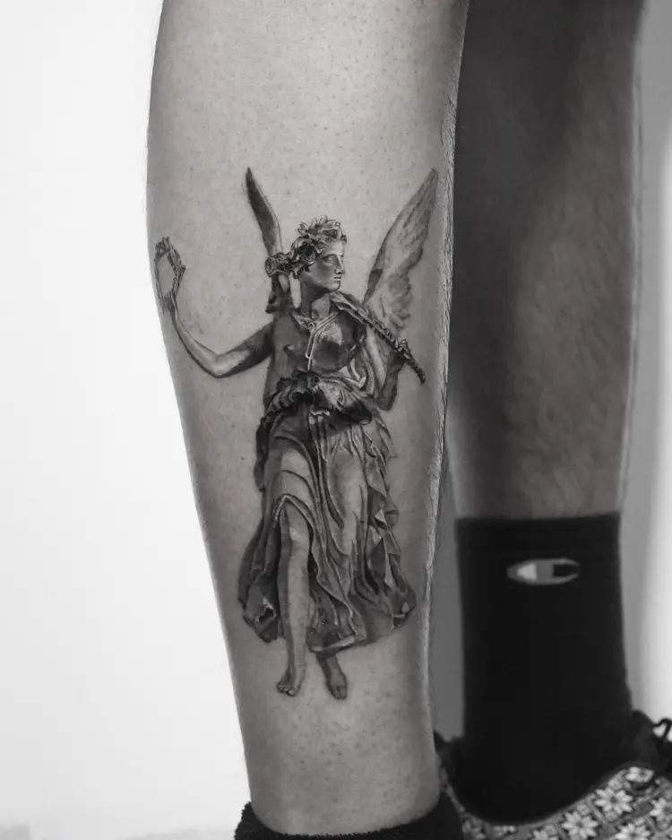 tattooer_amu