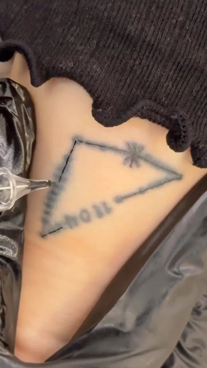 tattooist_arar
