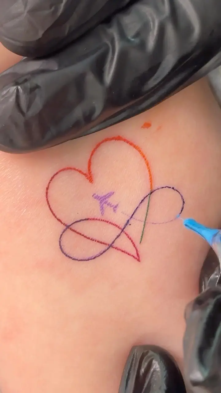 tattooist_arar