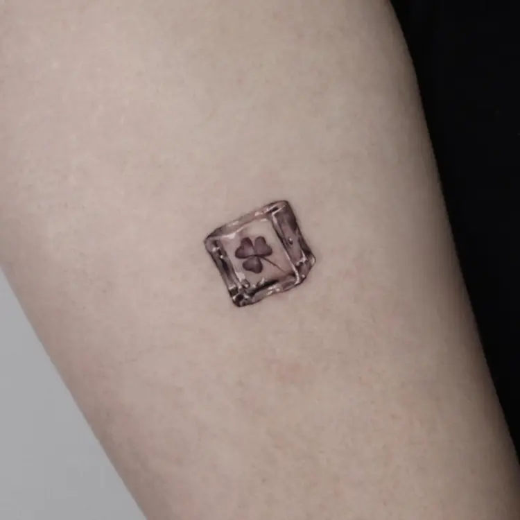 40.tatt
