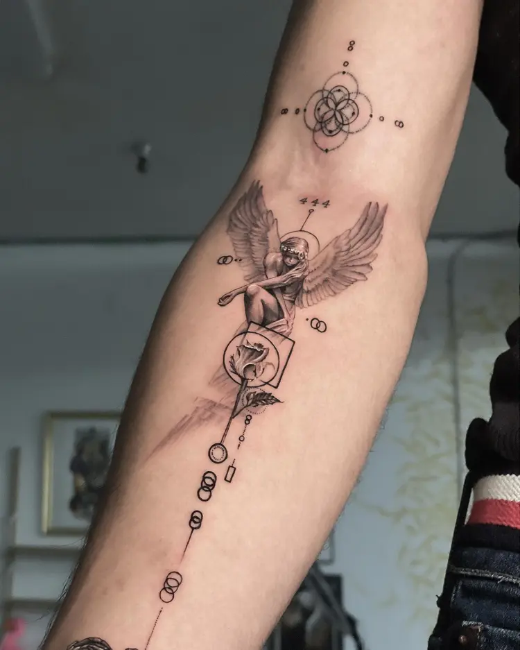 tattooer_amu