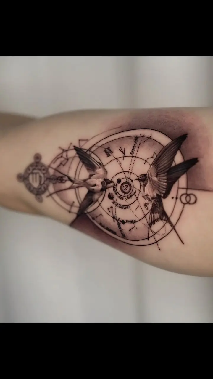 tattooer_amu