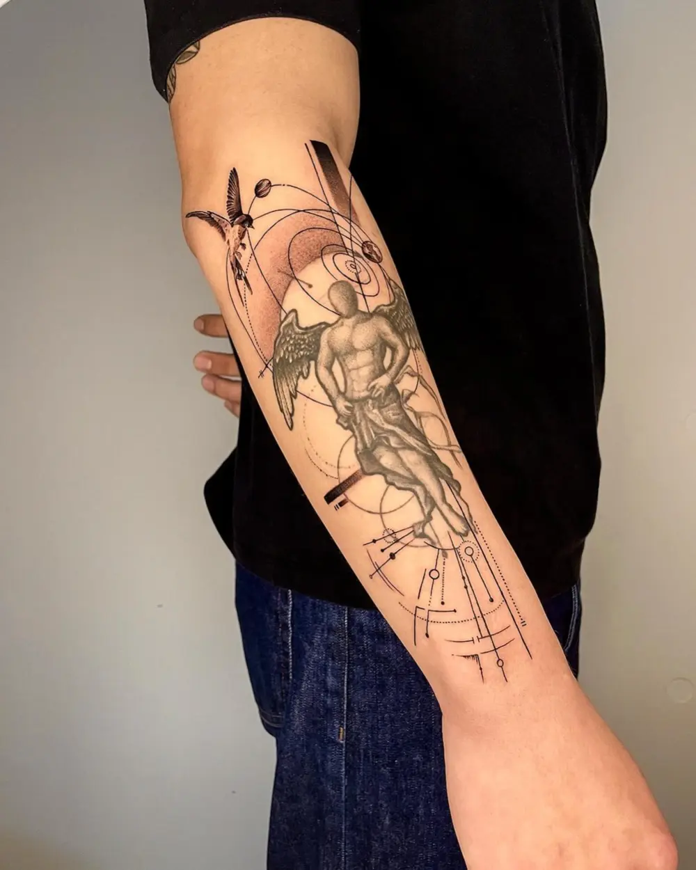 tattooer_amu