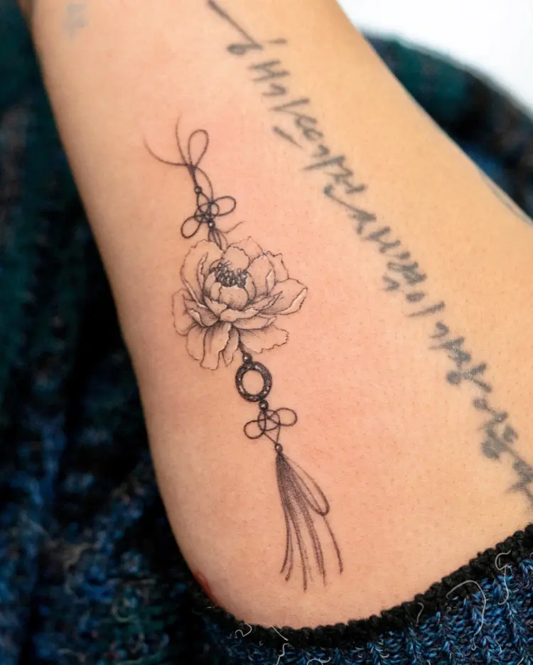 Lettering, Flower