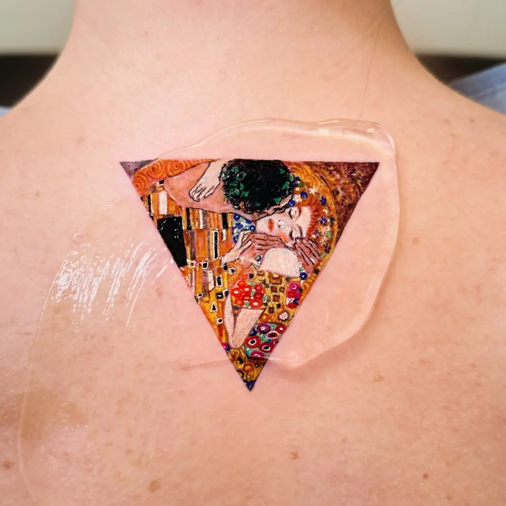 tattooist_lani