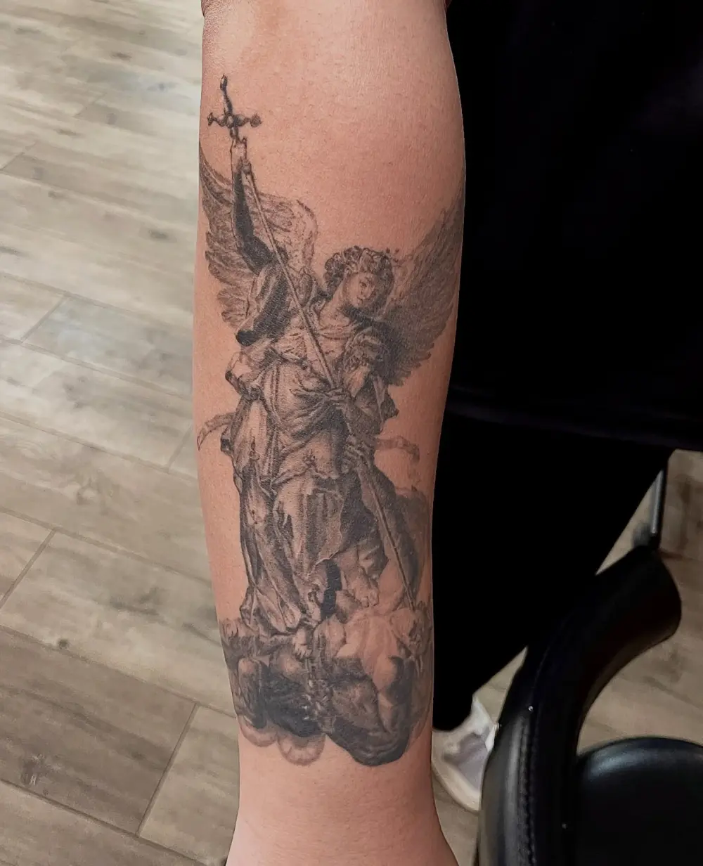 tattooer_amu