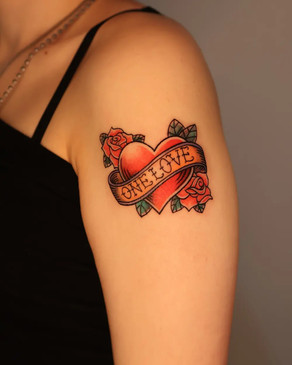 Rose, Lettering