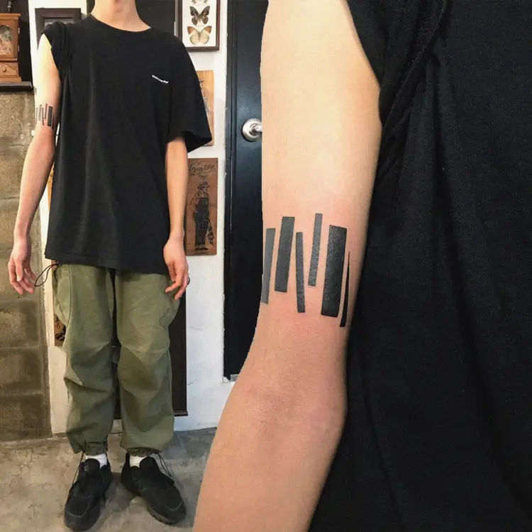 Mini, Geometric