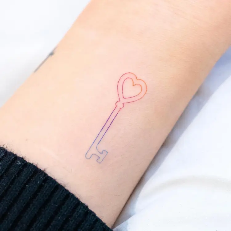 tattooist_arar