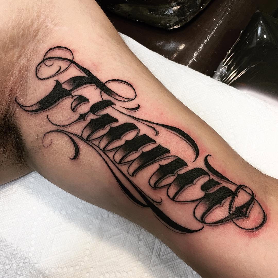 Lettering, 고딕 레터링