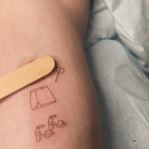 Mini, 책, 힘, 게임, 영화, 카드, 한야, 사각형, 삼족오, 양자리, 우키요에, 오니, 노리개, 주사위, 초현실, 캐리어, 커스텀 타투, 기념 타투