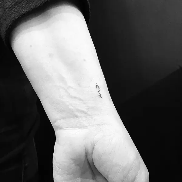 Lettering, 열쇠, 해태, 밴드, 암밴드, 로마 숫자, 보호 상징