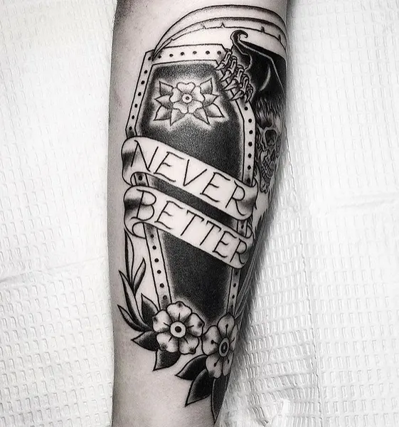 Full Circle Tattoo