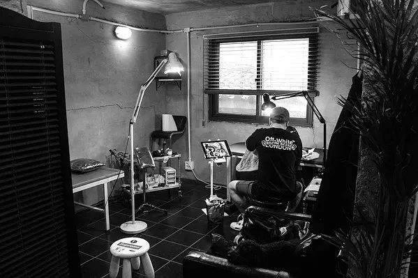 tattooist_bk