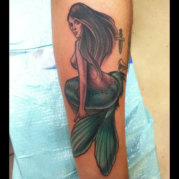 Ink and Dagger Tattoo