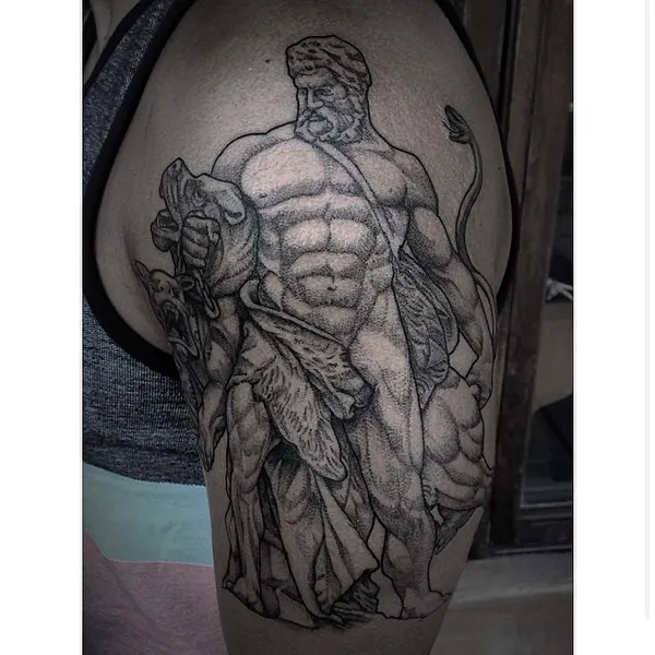 Full Circle Tattoo