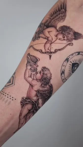 Full Circle Tattoo