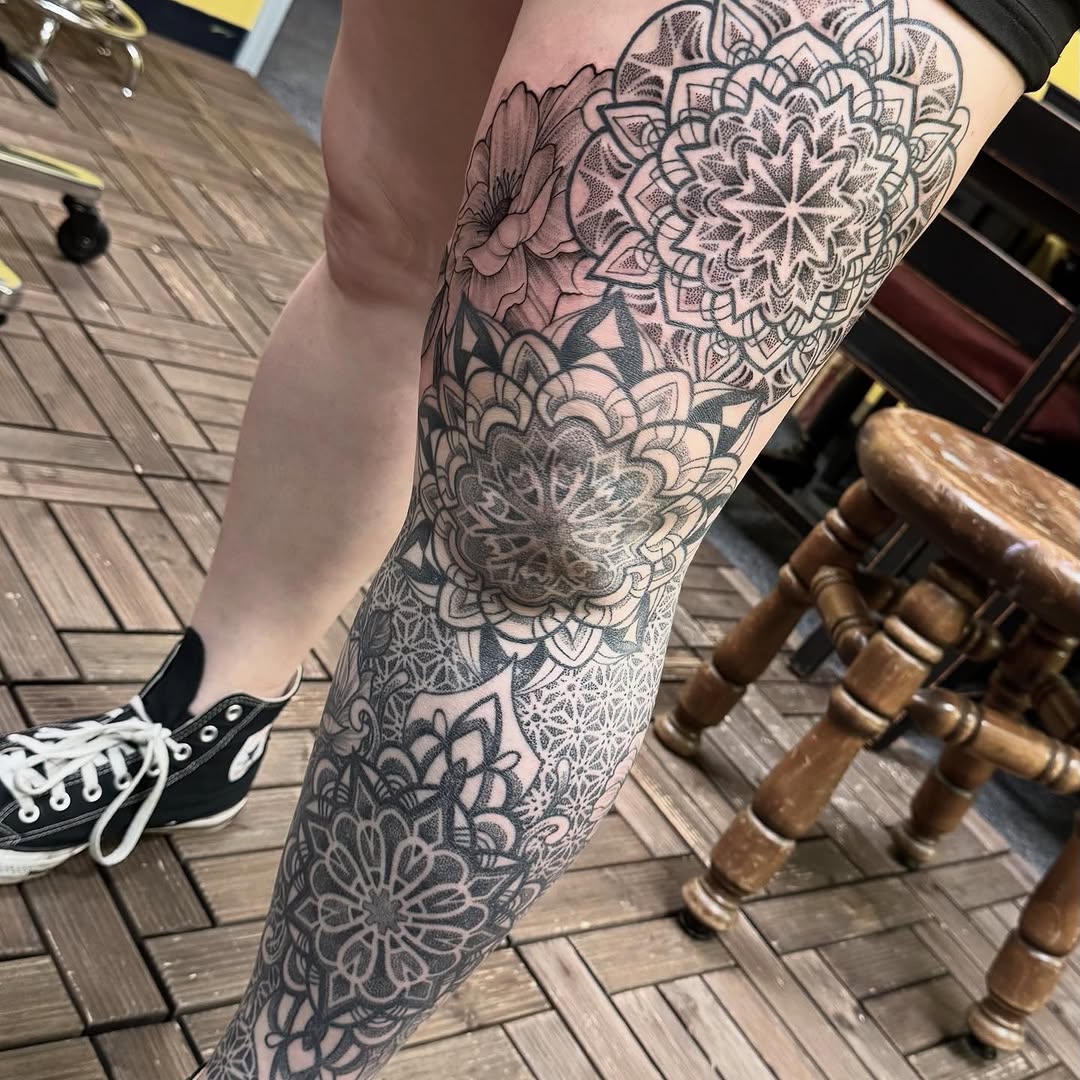 laurablacktattoo