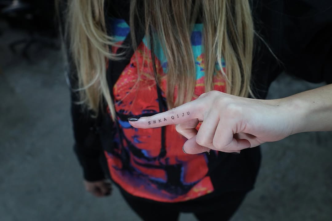 Lettering, Mini