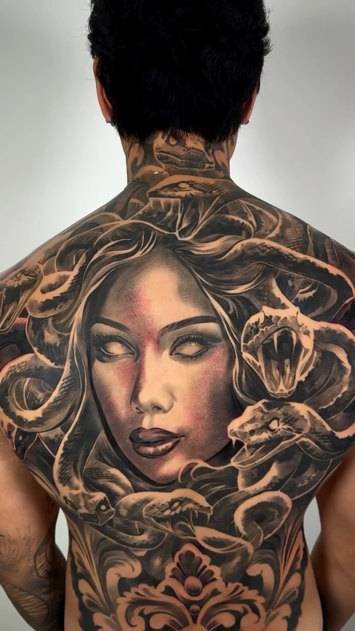 adrian_lazaro