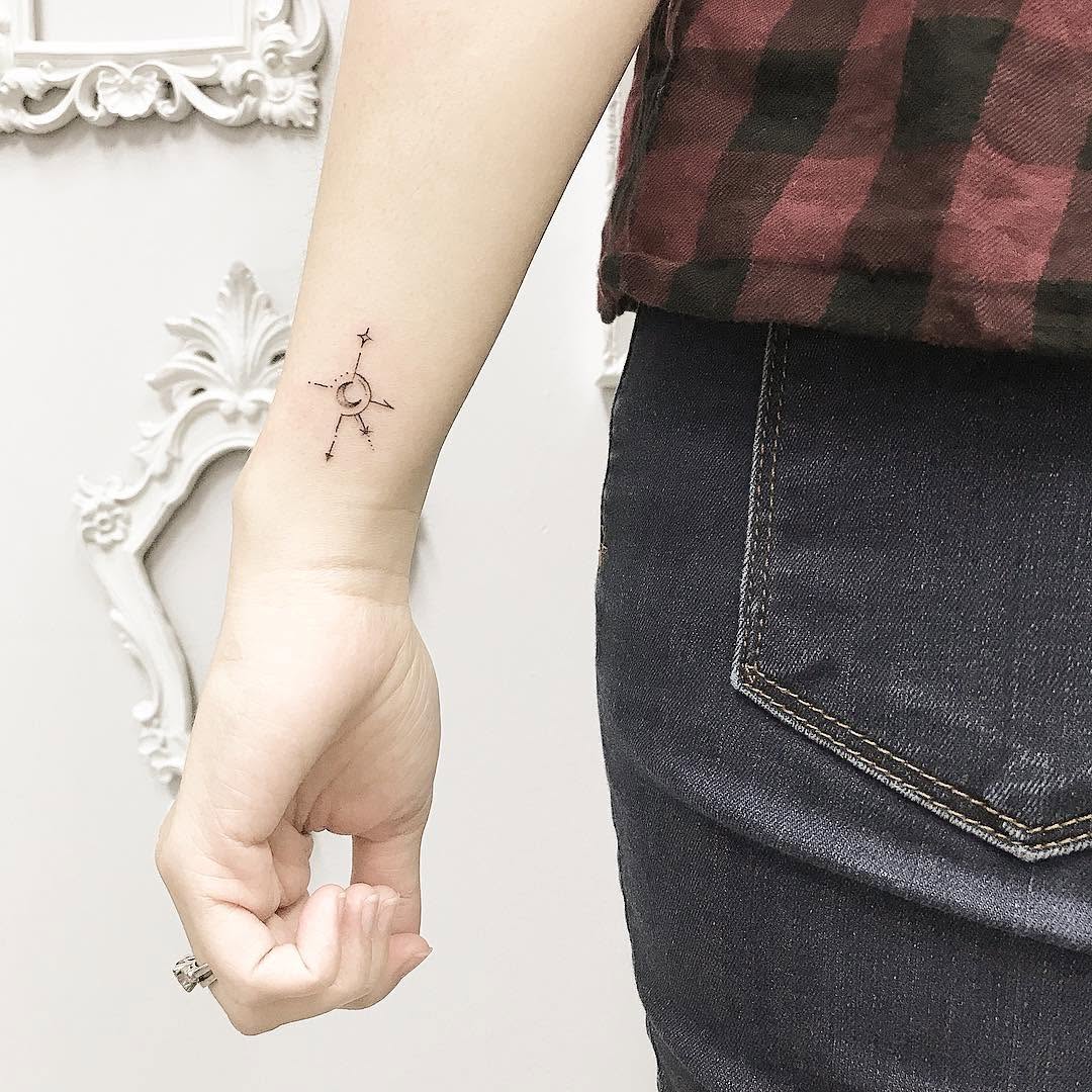 Flower, Lettering, 민화, 옴, 단청, 한글, 해태, 이니셜, 오리엔탈, 뇌신, 영원, 운명, 비대칭, 삭얀트, 삼족오, 암밴드, 양면성, 우키요에