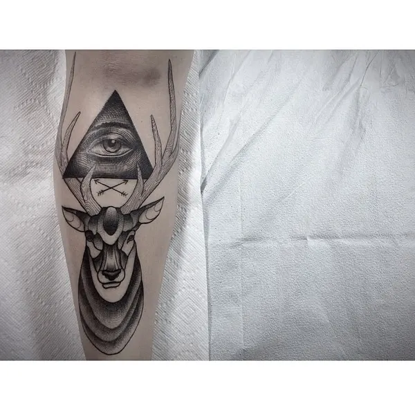 Full Circle Tattoo