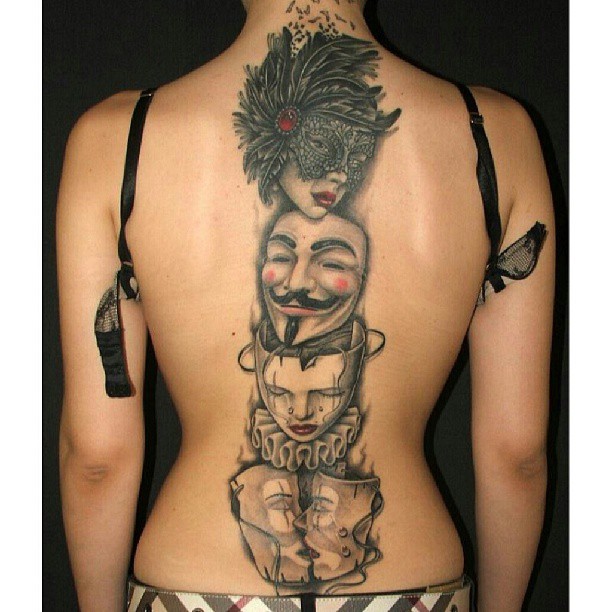 Full Circle Tattoo