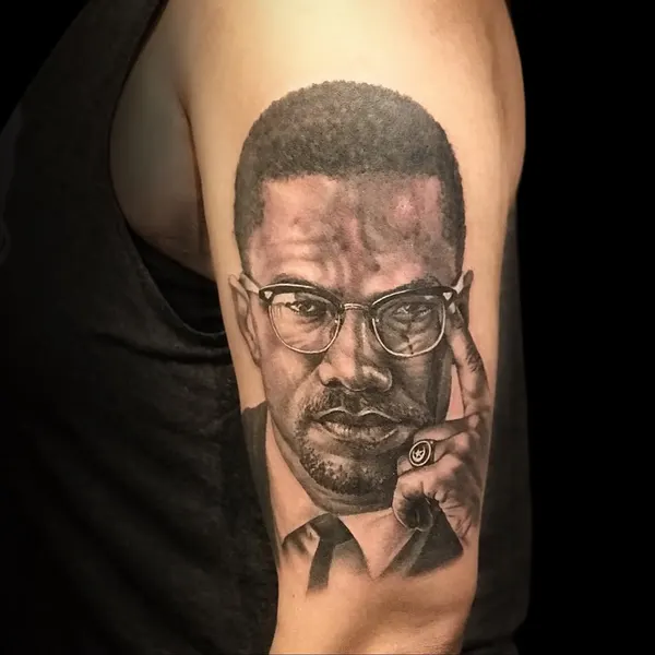 Full Circle Tattoo