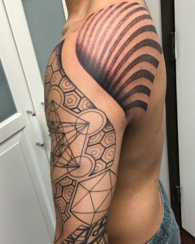 추상, 패턴, 사찰 문양, 파도 문양, 한국 문양, 신성 기하학, Geometric, 대칭, 테두리, 오너멘탈, 하프슬리브, 대칭 디자인