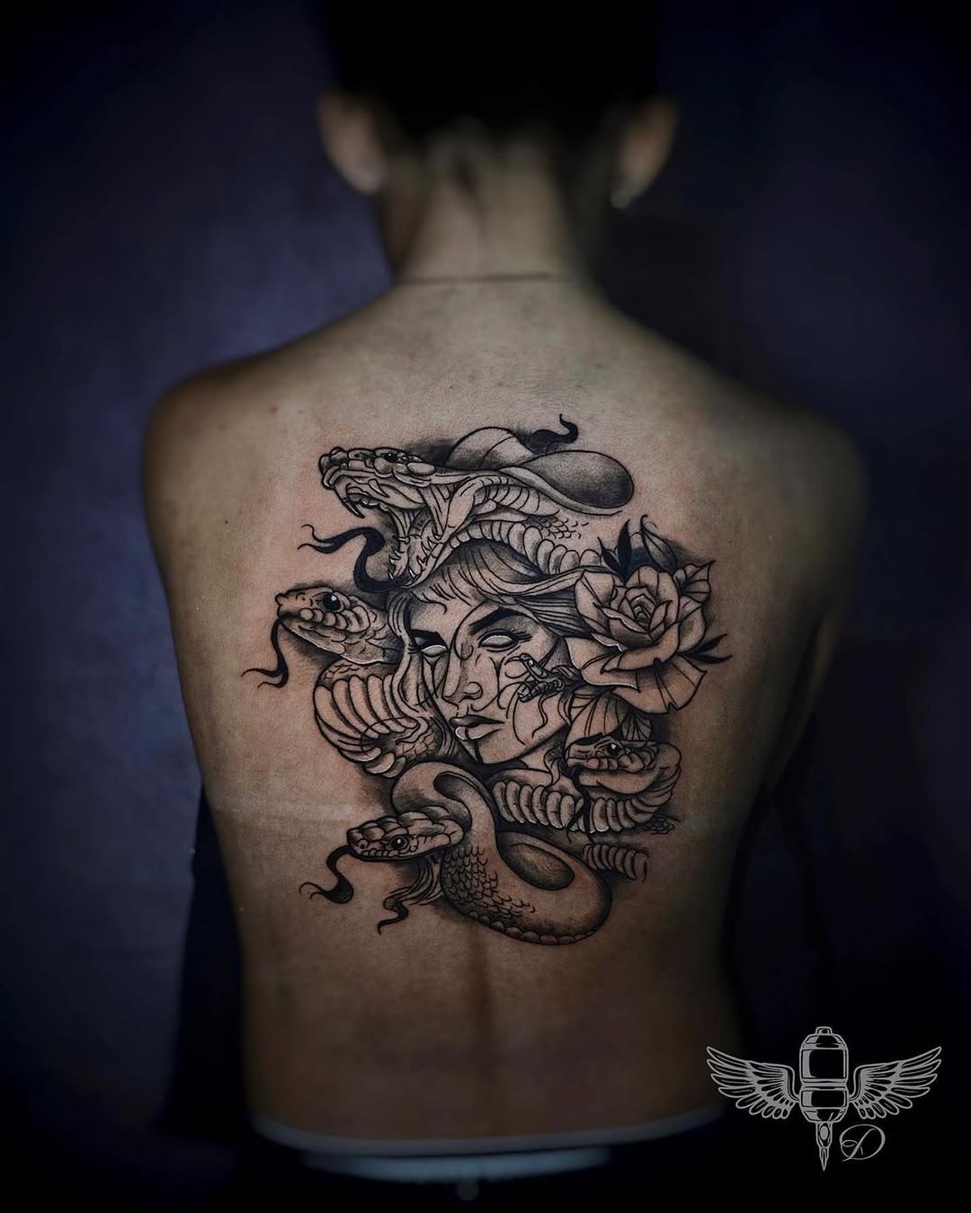 Dragon, 한국 연꽃