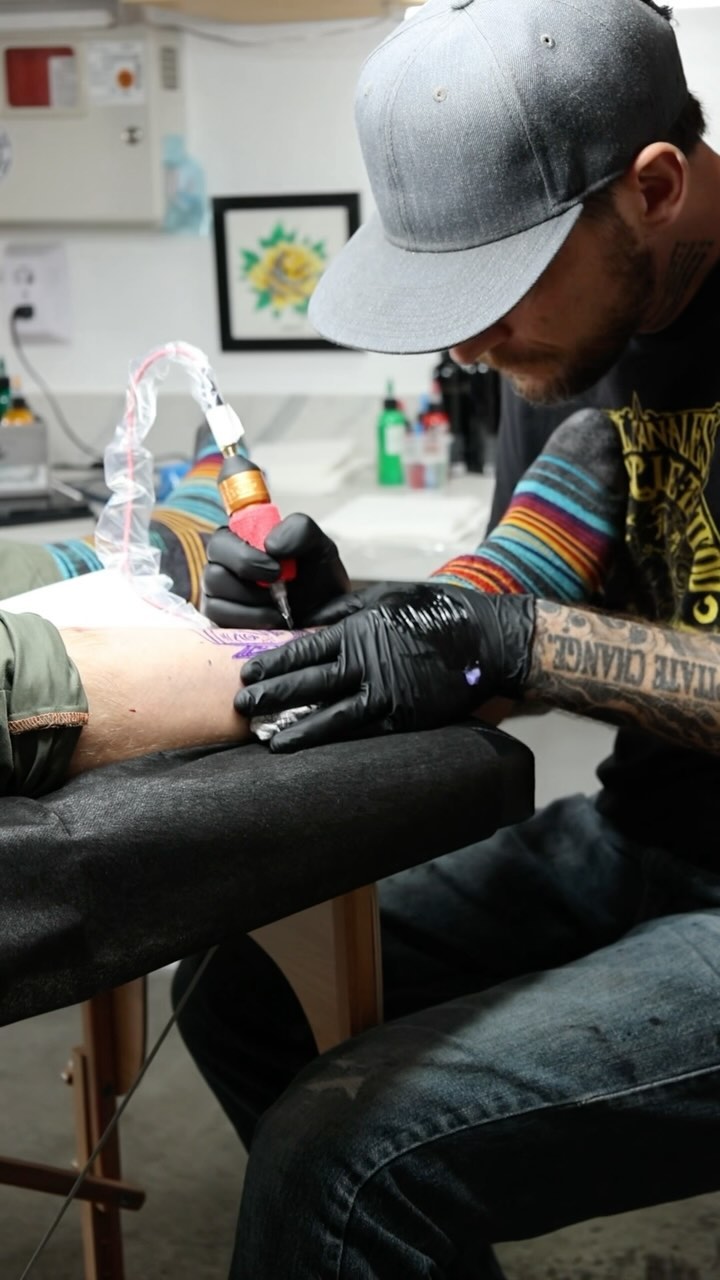 Full Circle Tattoo
