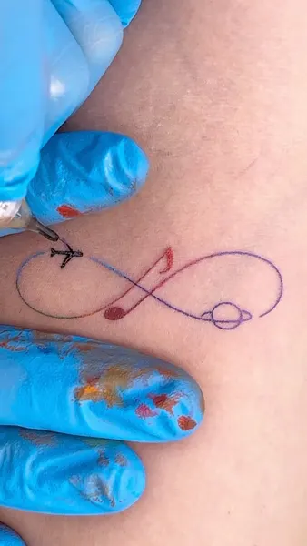 tattooist_arar