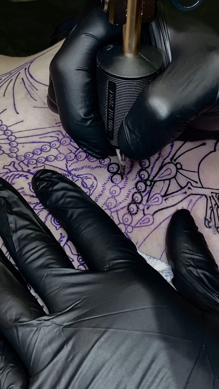 black_casket