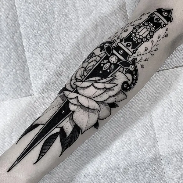 black_casket