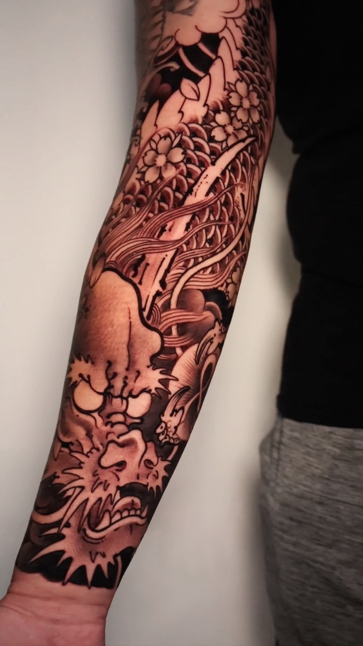 Full Circle Tattoo