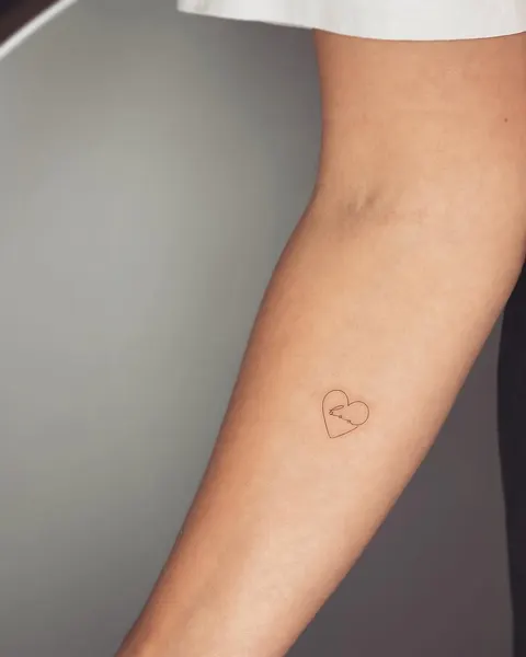 옴, Lettering, 점