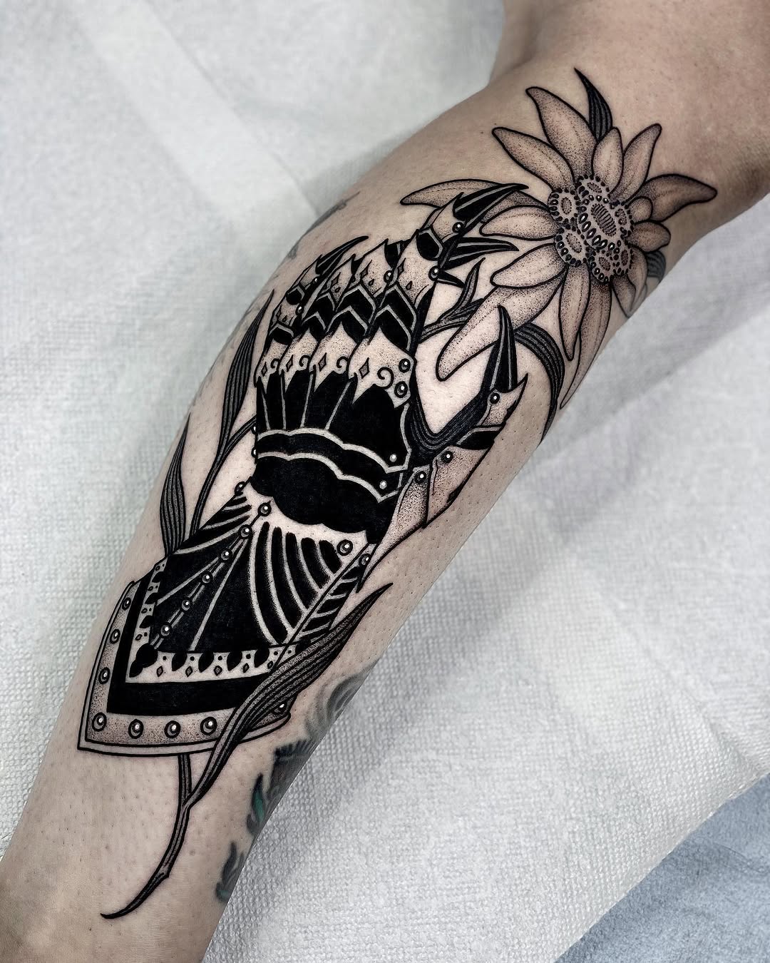 black_casket