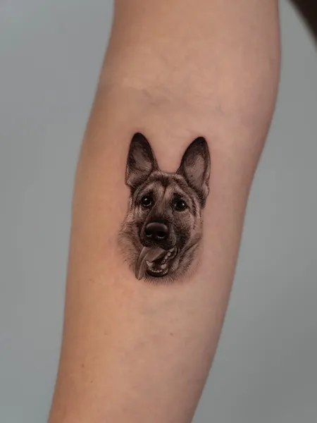 lewis.tattoo