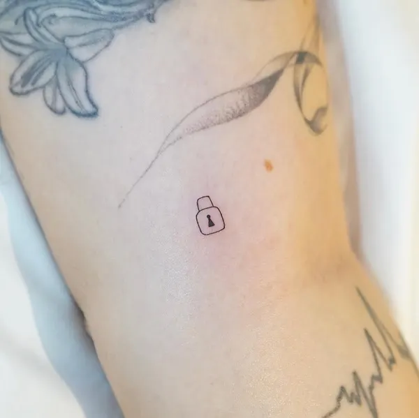tattooist_arar